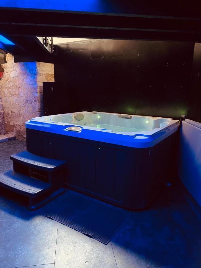 Mieuxqualhotel Jacuzzi Privatif La Retro Bordeaux Exteriör bild