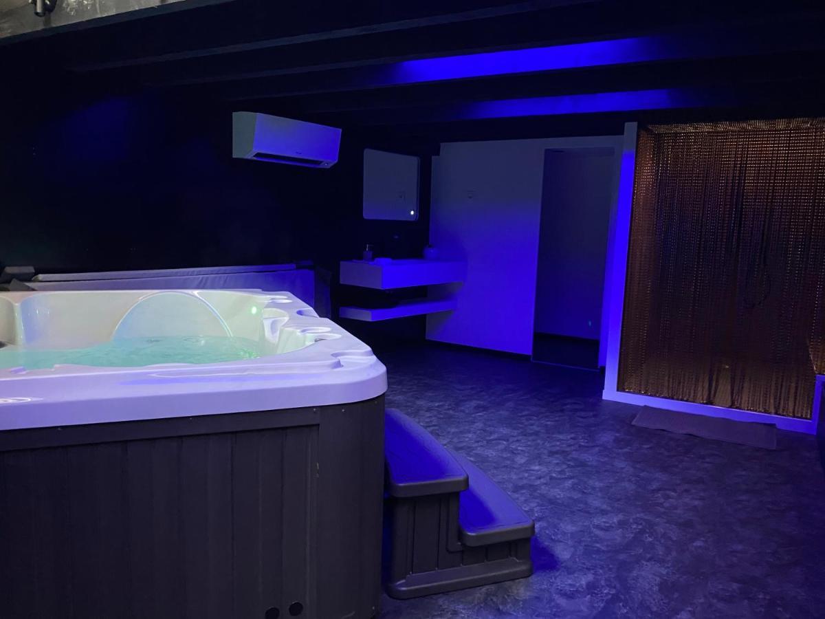 Mieuxqualhotel Jacuzzi Privatif La Retro Bordeaux Exteriör bild
