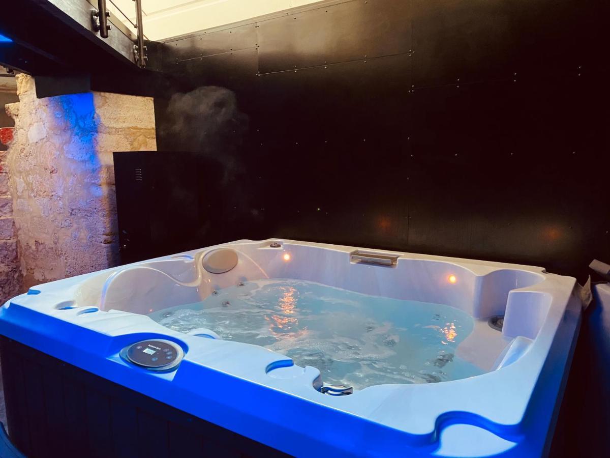 Mieuxqualhotel Jacuzzi Privatif La Retro Bordeaux Exteriör bild