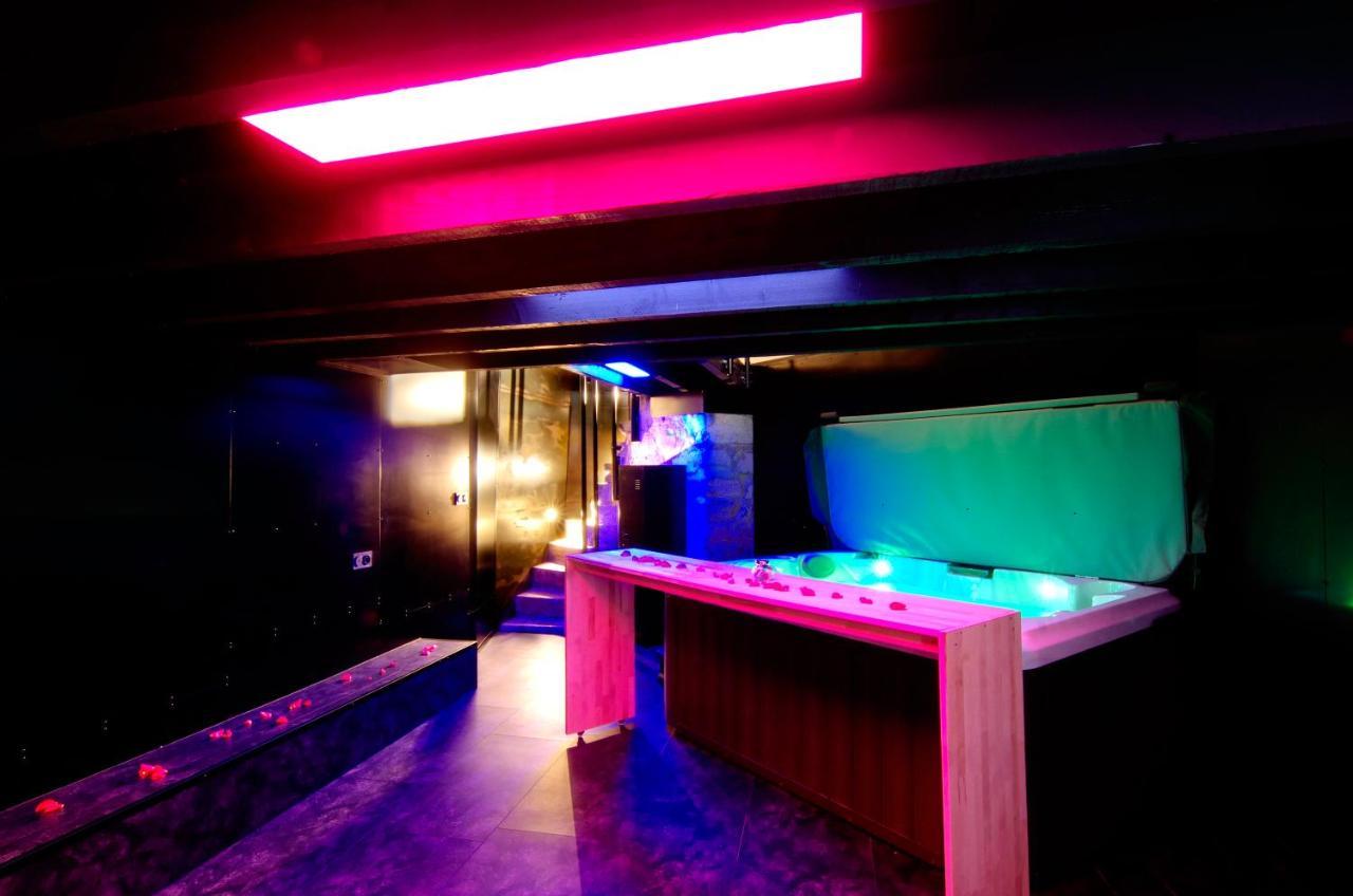 Mieuxqualhotel Jacuzzi Privatif La Retro Bordeaux Exteriör bild