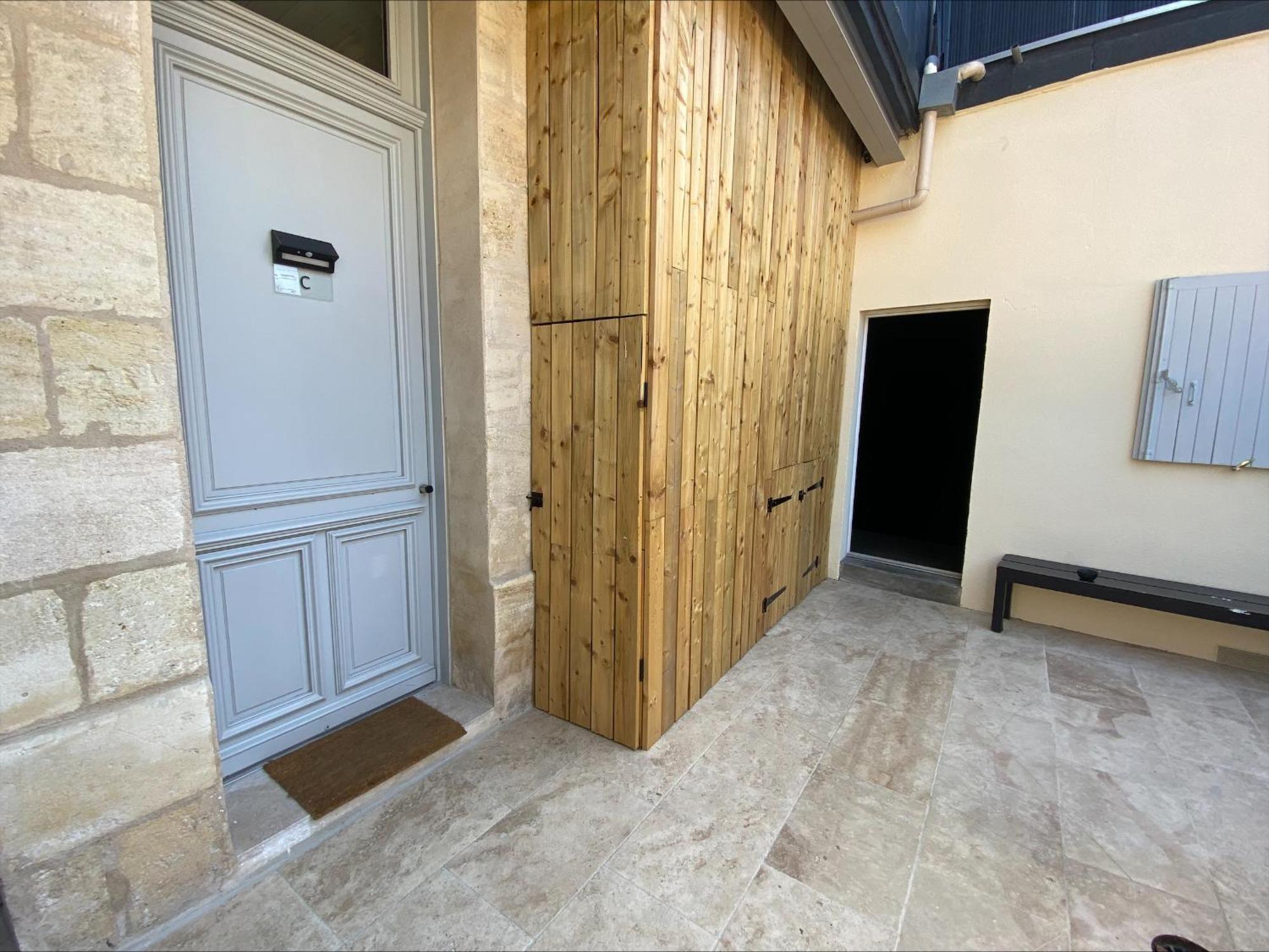 Mieuxqualhotel Jacuzzi Privatif La Retro Bordeaux Exteriör bild